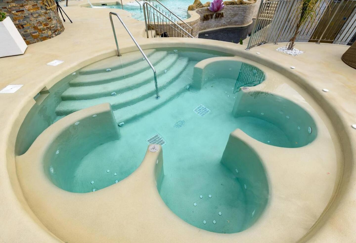 Urban Oasis At Luxurious Ocean Village Γιβραλτάρ Εξωτερικό φωτογραφία